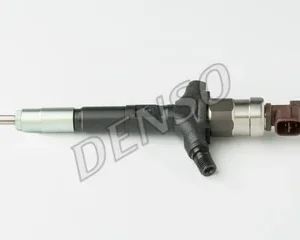 Инжектор за обща горивна система Denso 095000-0366