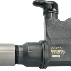 Инжектор за общо гориво, модел 095000-5475 на Denso