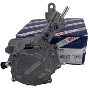 Bosch: F 009 D02 799 - Двойна помпа за подаване на гориво / помпа за вакуум за спирачки